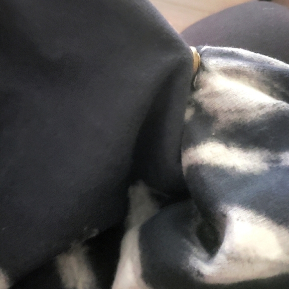 NEW! YOUNG FABULOUS & BROKE Tie Dye Hooded Sweatshirt S/M. - Picture 5 of 6